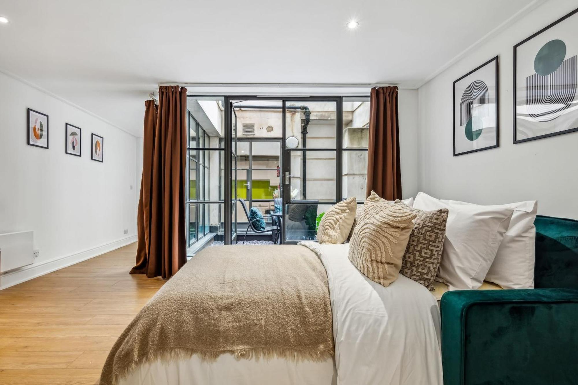 Holborn & Central London With Patio - Cityapartmentstay Экстерьер фото